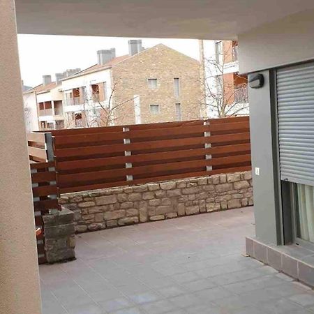 Chalet Adosado Entero, Bbq Y Piscina Comunitaria Sabinanigo Ngoại thất bức ảnh